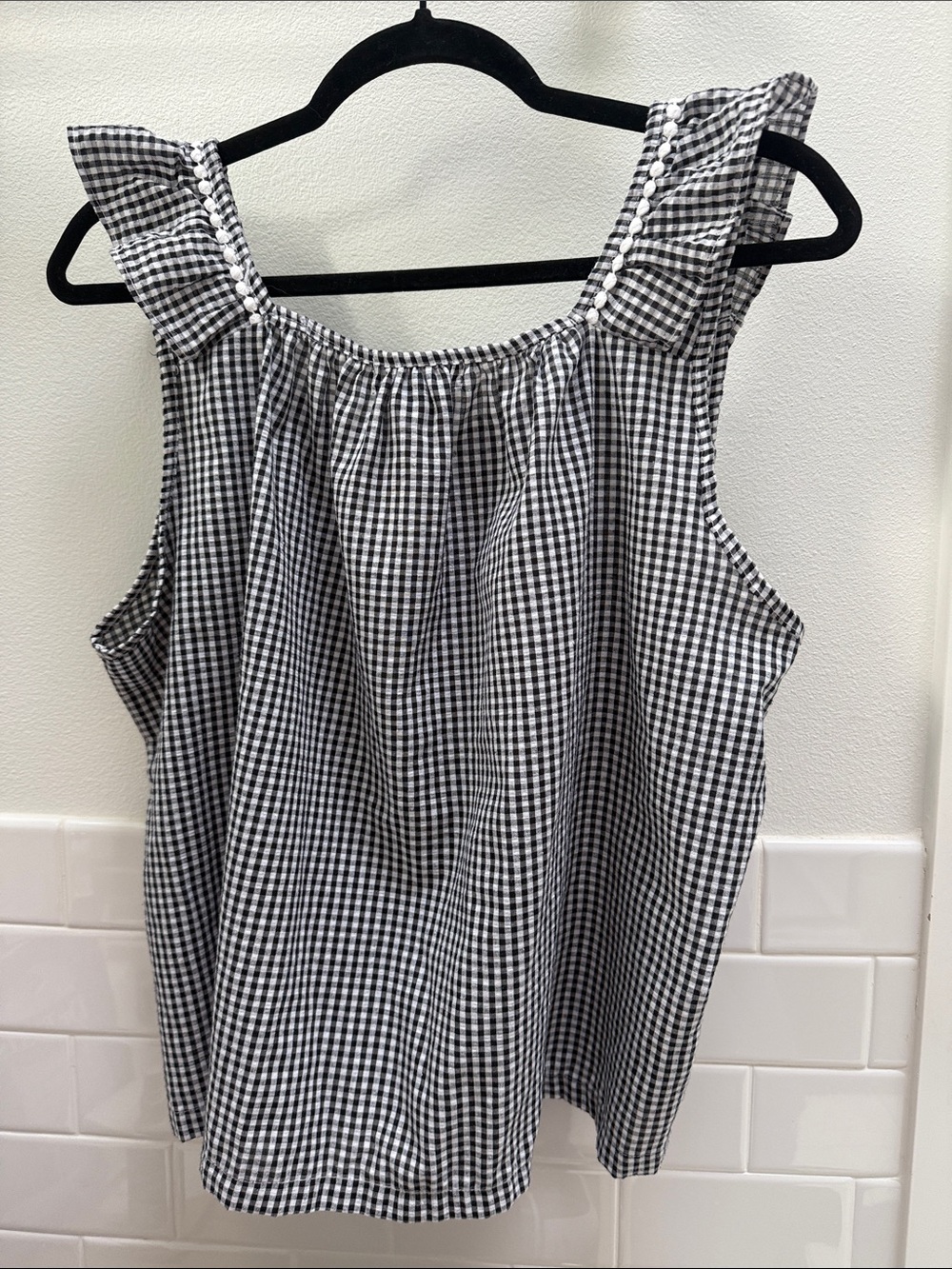 Rachel Zoe Gingham Ruffle Trim Sleeveless Top Black White Size Large - Picture 3 of 5